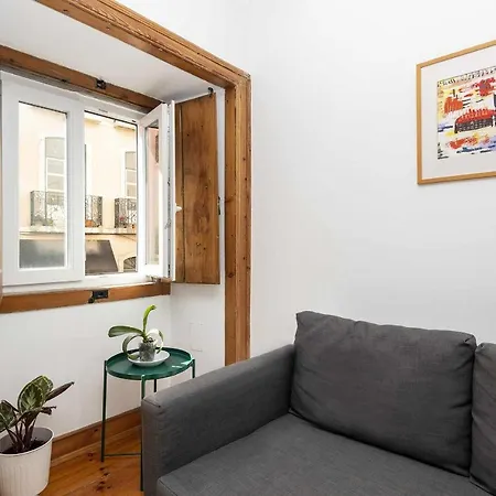 Typical Portuguese In Sao Bento Apartman