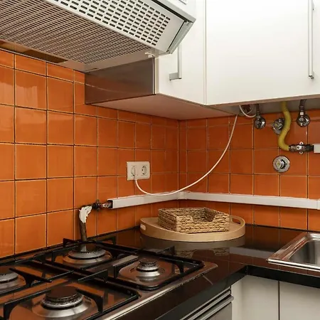 Typical Portuguese In Sao Bento Apartman