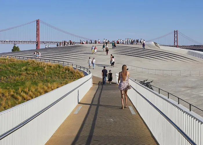 Typical Portuguese In Sao Bento Appartamento Lisbona