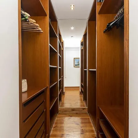 Typical Portuguese In São Bento Apartamento *